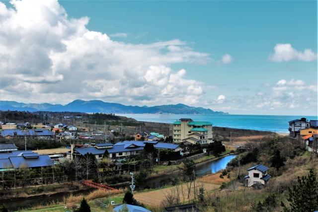 京丹後の田舎の風景(フリー素材より)
