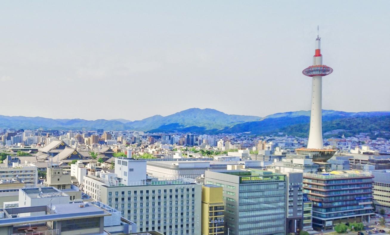 京都市街(フリー素材より)