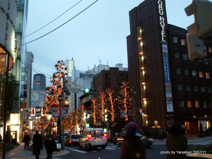 渋谷東武ホテル前の公園通り夜景(2007/11)