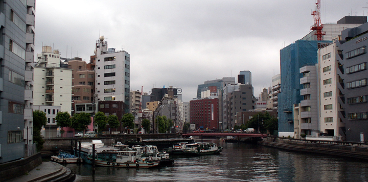 亀島川河口付近を望む位置にある「ホテル サードニクス東京」